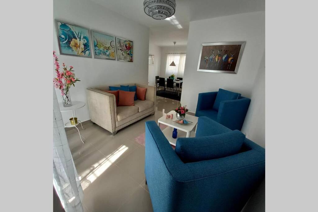 Confortable Apartamento De 3 Tres Habitaciones, Con Hermosa Vista De Area Verde, Ademas De Piscinas Y Juegos Infantiles En Area Recreativa Santiago De Los Caballeros Ngoại thất bức ảnh