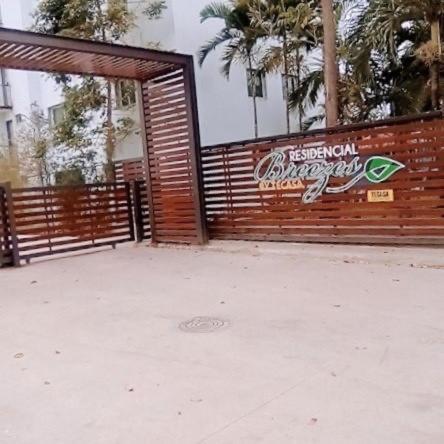 Confortable Apartamento De 3 Tres Habitaciones, Con Hermosa Vista De Area Verde, Ademas De Piscinas Y Juegos Infantiles En Area Recreativa Santiago De Los Caballeros Ngoại thất bức ảnh
